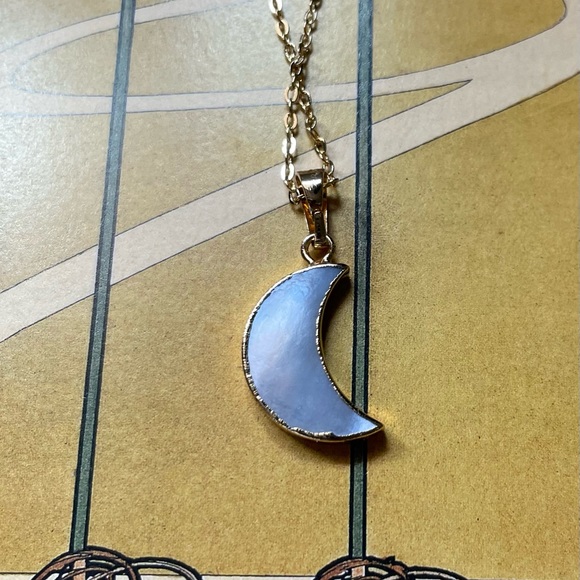 Mother of Pearl Crescent Moon Necklace - Picture 11 of 13